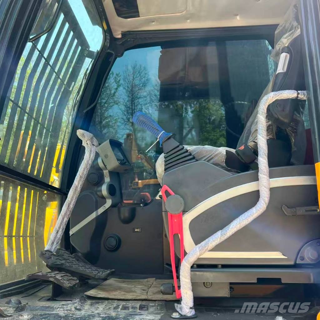 Hyundai R220LC-9S Midi-gravemaskiner 7t - 12t