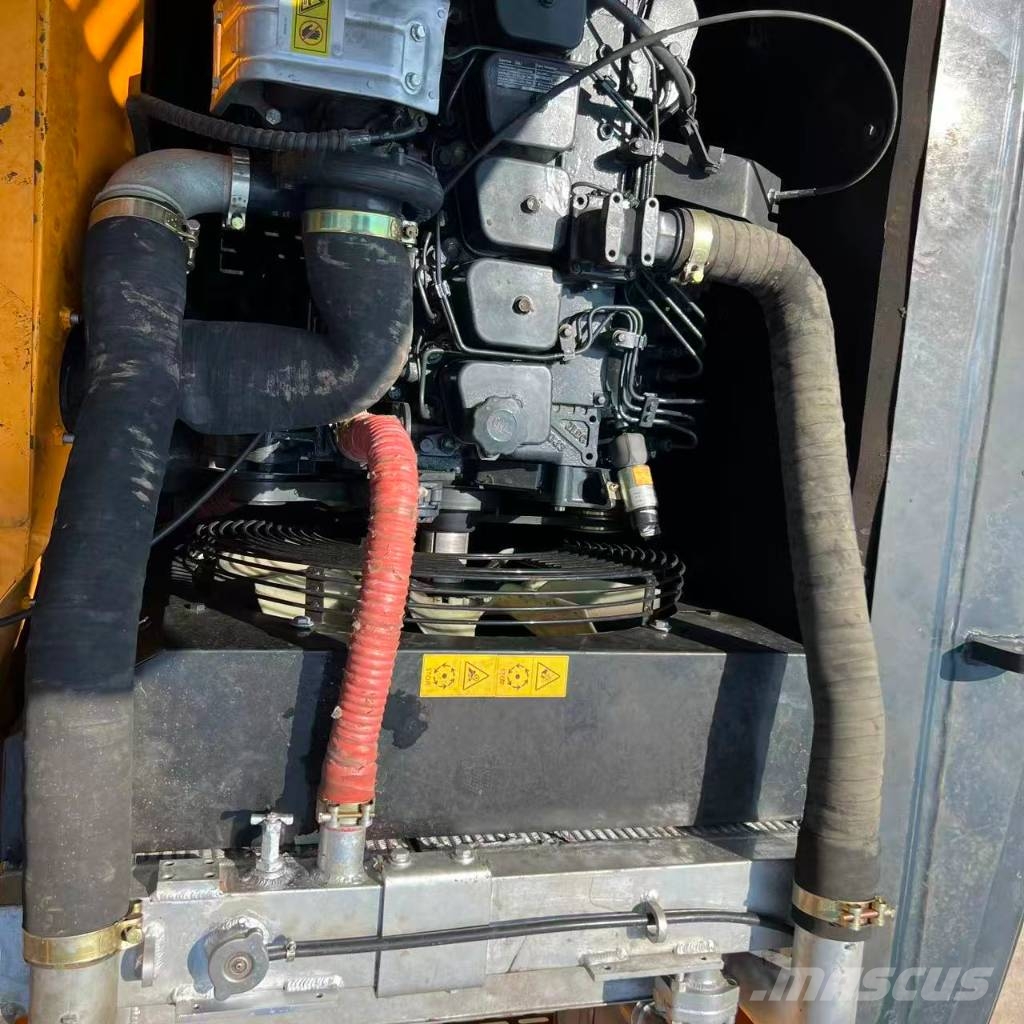 Hyundai R220LC-9S Midi-gravemaskiner 7t - 12t