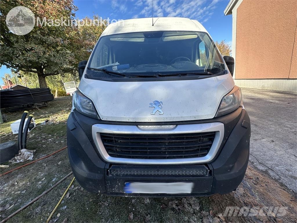 Peugeot Boxer 2.0 BlueHDi 160 商务面包车
