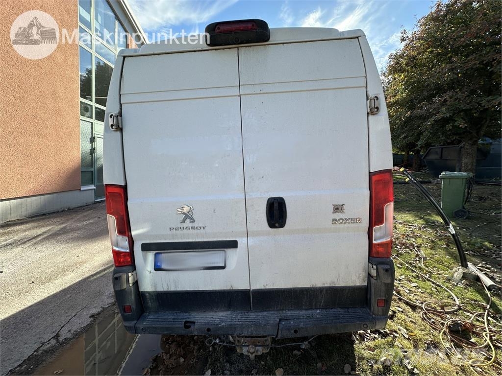 Peugeot Boxer 2.0 BlueHDi 160 商务面包车