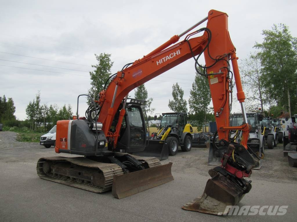 Hitachi ZX 135 US-3 Koparki gąsienicowe