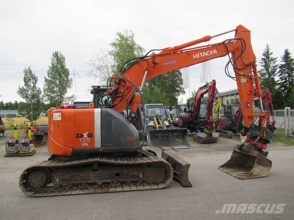 Hitachi ZX 135 US-3 Koparki gąsienicowe