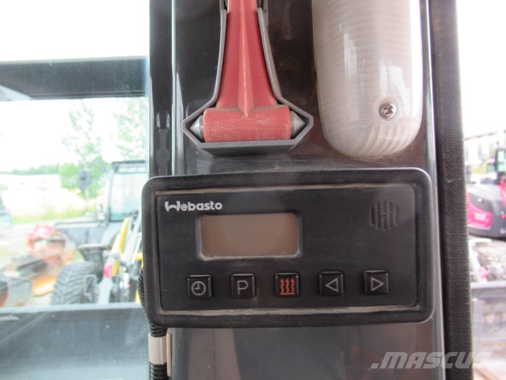 Hitachi ZX 135 US-3 Koparki gąsienicowe