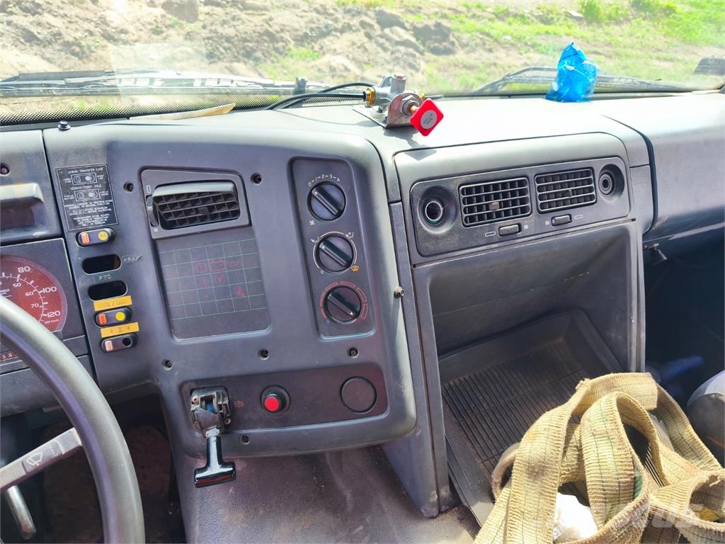 DAF 65.180 + HR Самосвал