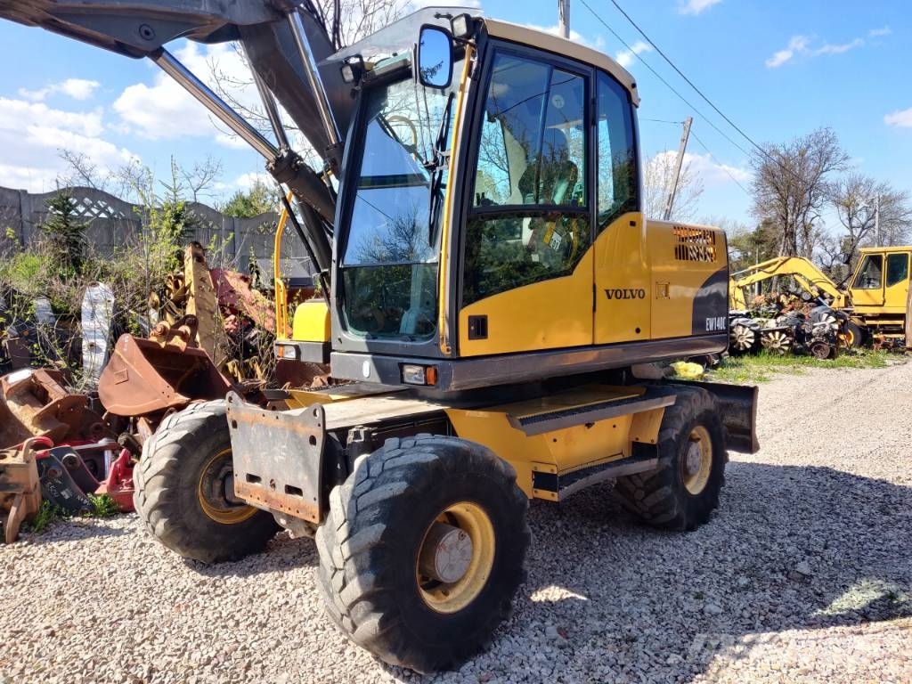 Volvo EW 140 C Колісні екскаватори