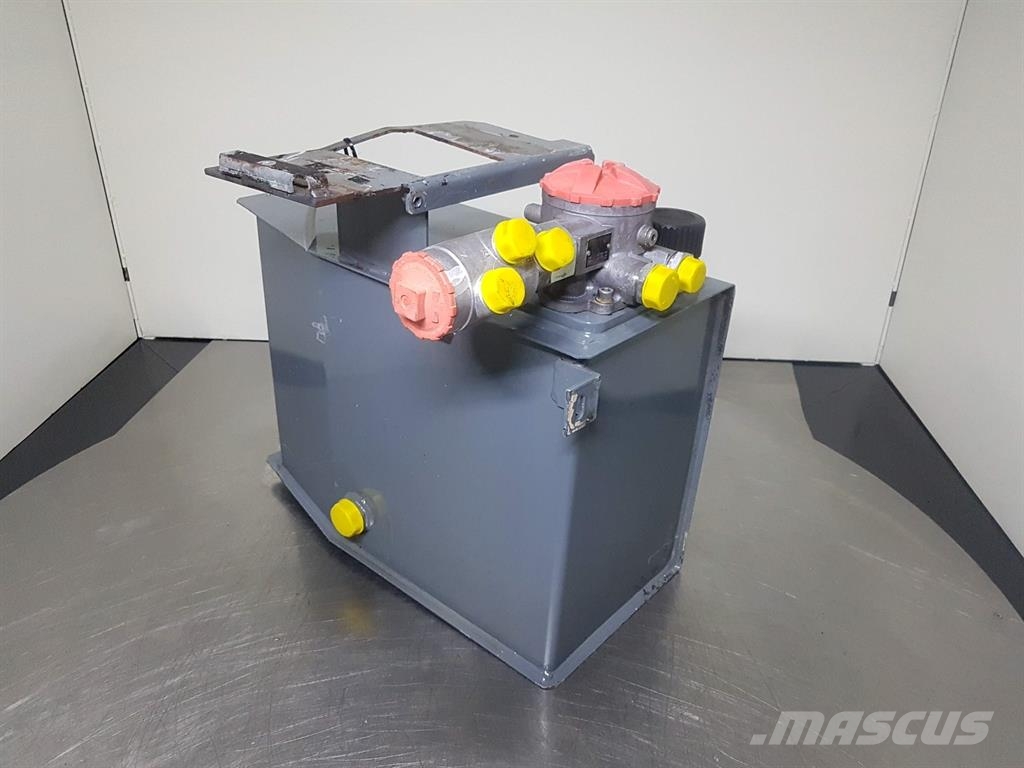 Schaeff SKL844-6453013001-Tank/Behälter/Reservoir Υδραυλικά