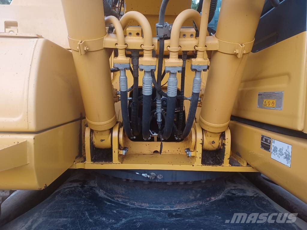Komatsu PC 210 LCi-11 / Komatsu PC 210 LC-11 Εκσκαφείς με ερπύστριες