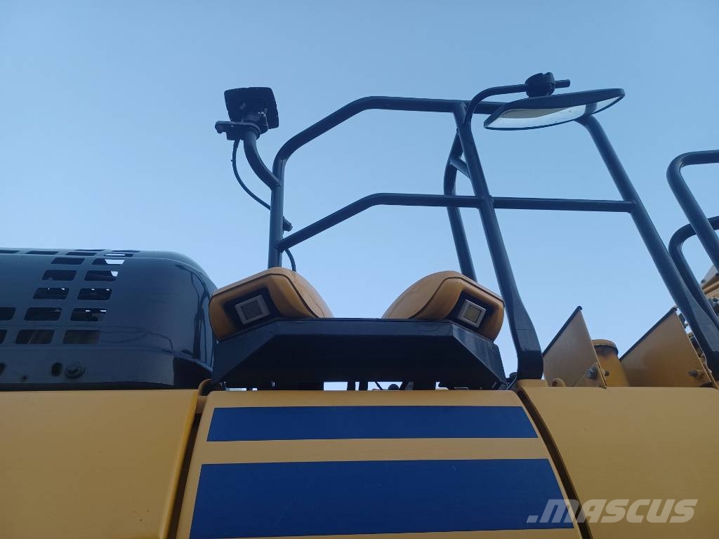 Komatsu PC 210 LCi-11 / Komatsu PC 210 LC-11 Εκσκαφείς με ερπύστριες