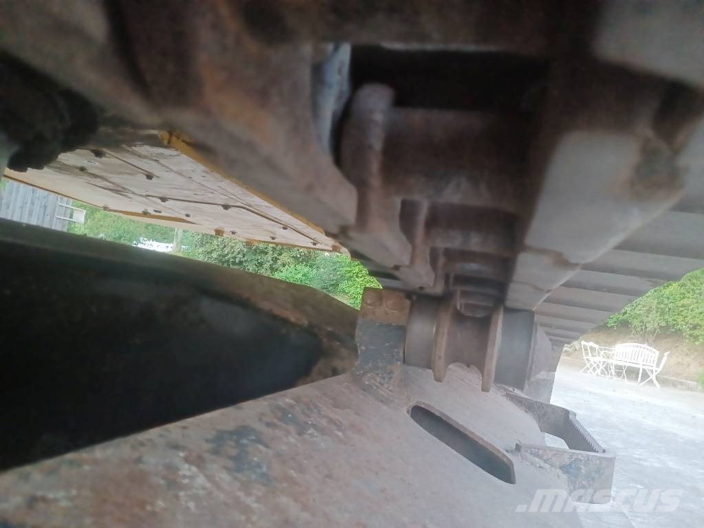 Komatsu PC 210 LCi-11 / Komatsu PC 210 LC-11 Εκσκαφείς με ερπύστριες