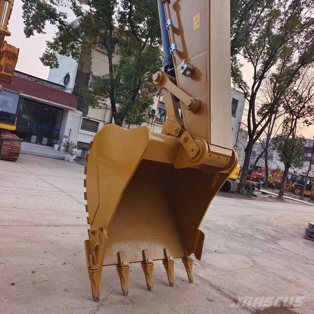 CAT 336D2L 3000 units excavators in stock Crawler excavators