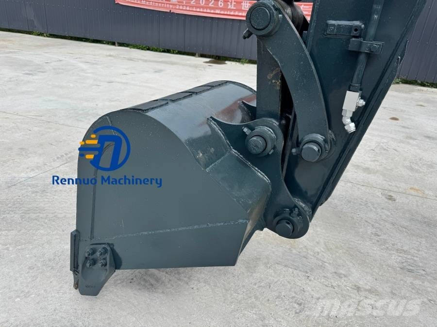 Hyundai 150 حفارات بعجل