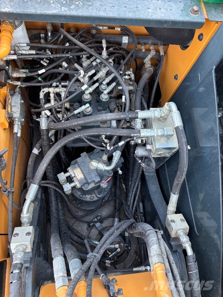 Hyundai HX140 LC Escavatori cingolati