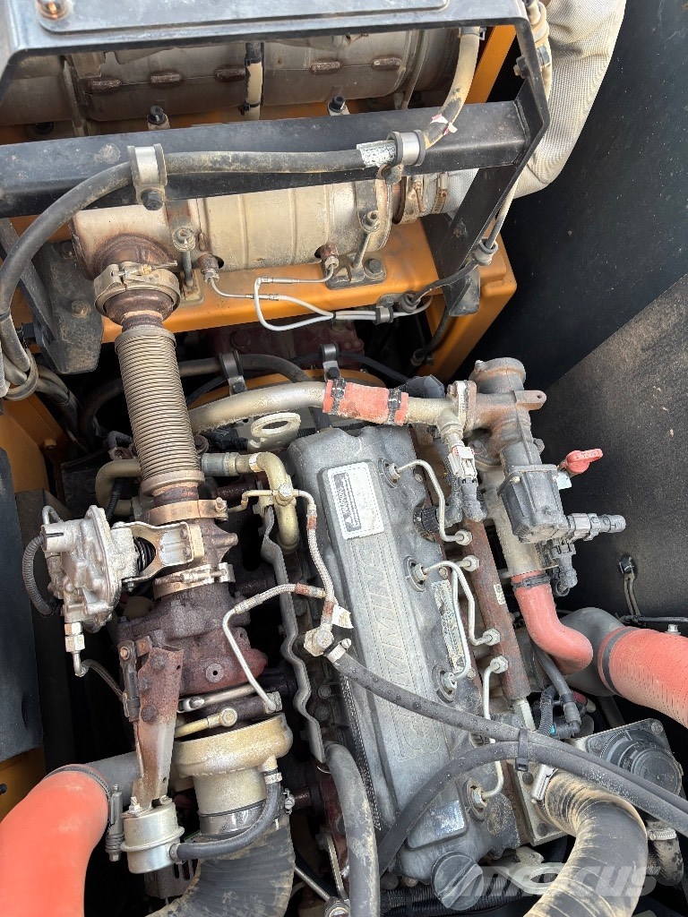Hyundai HX140 LC Escavatori cingolati