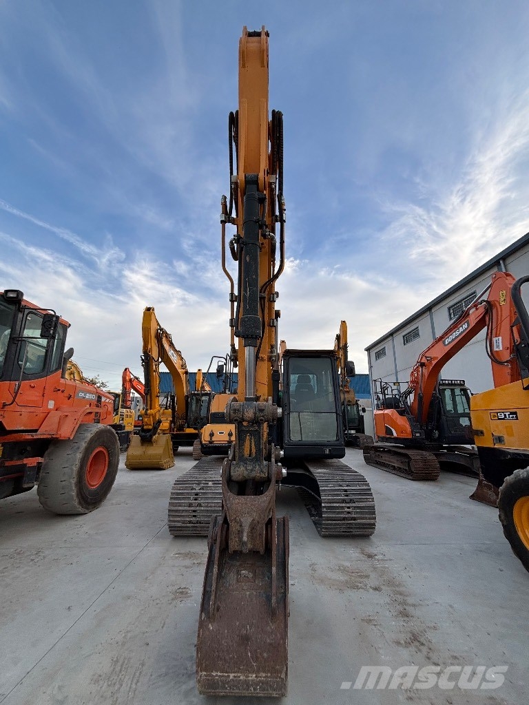 Hyundai HX140 LC Escavatori cingolati