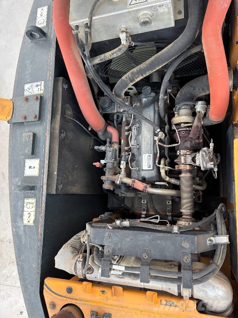 Hyundai HX140 LC Escavatori cingolati