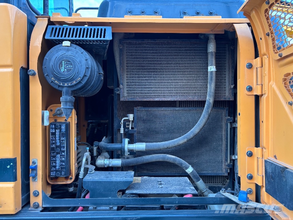 Hyundai HX140 LC Escavatori cingolati