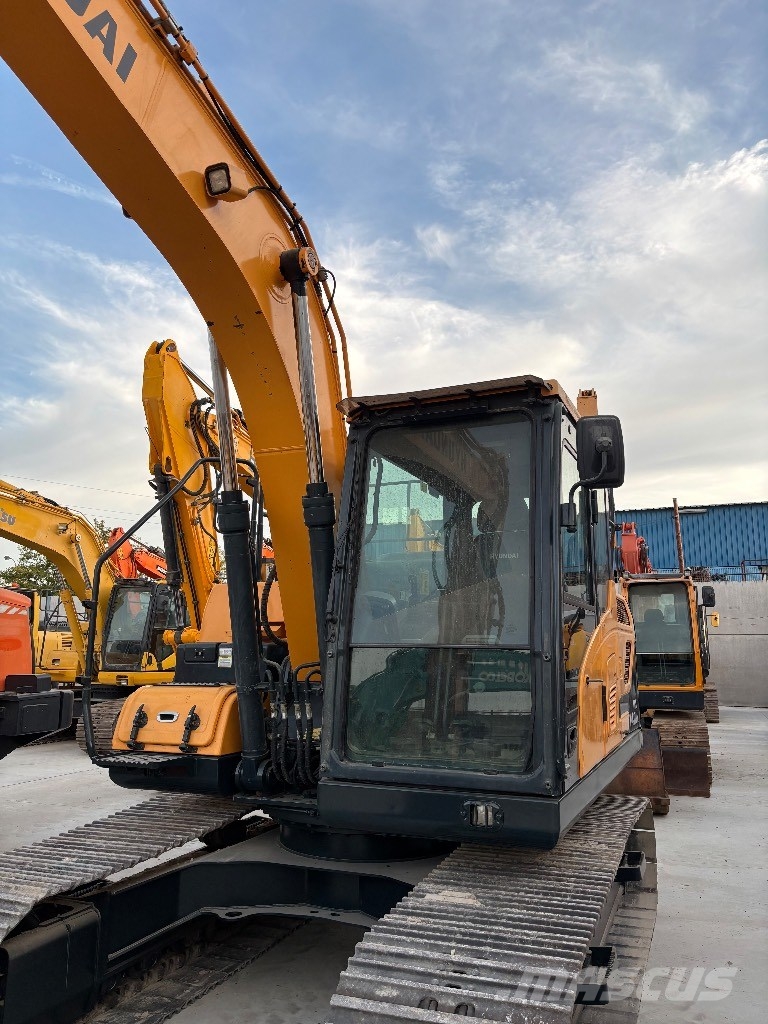 Hyundai HX140 LC Escavatori cingolati