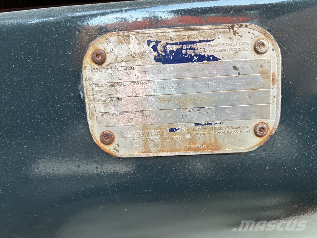 Hyundai HX140 LC Escavatori cingolati
