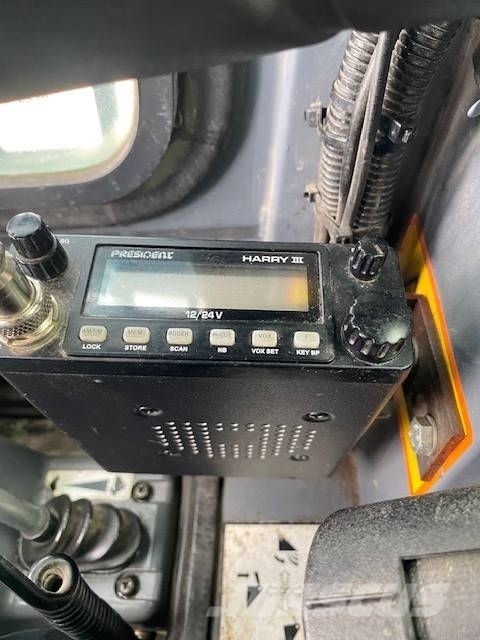 Takeuchi TL10 Kompaktrakodók