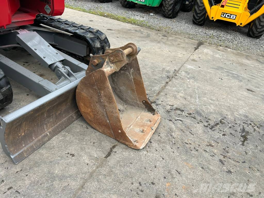 Takeuchi TB 153 FR حفارات صغيرة أقل من 7 طن (حفارات صغيرة)