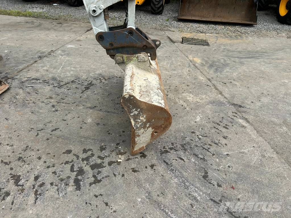 Takeuchi TB 153 FR حفارات صغيرة أقل من 7 طن (حفارات صغيرة)