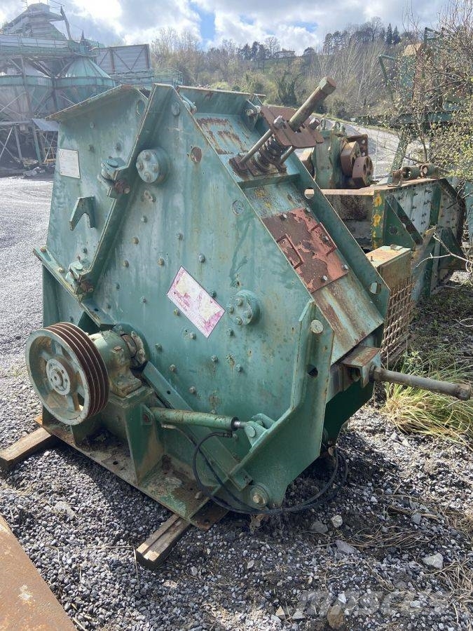 PY Broyeur percussion tertiaire 500x300 mm Slijpmachines / Frezen