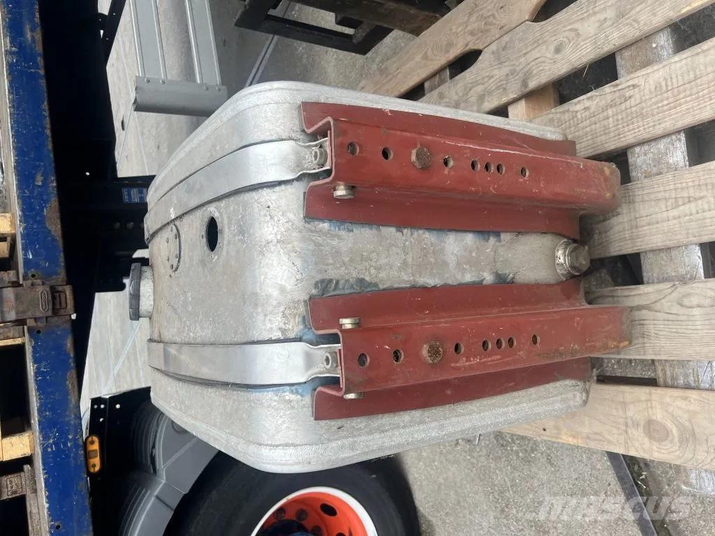  Diversen Hydrauliek tank l 70 b 45 h 62 met steune Hydraulik