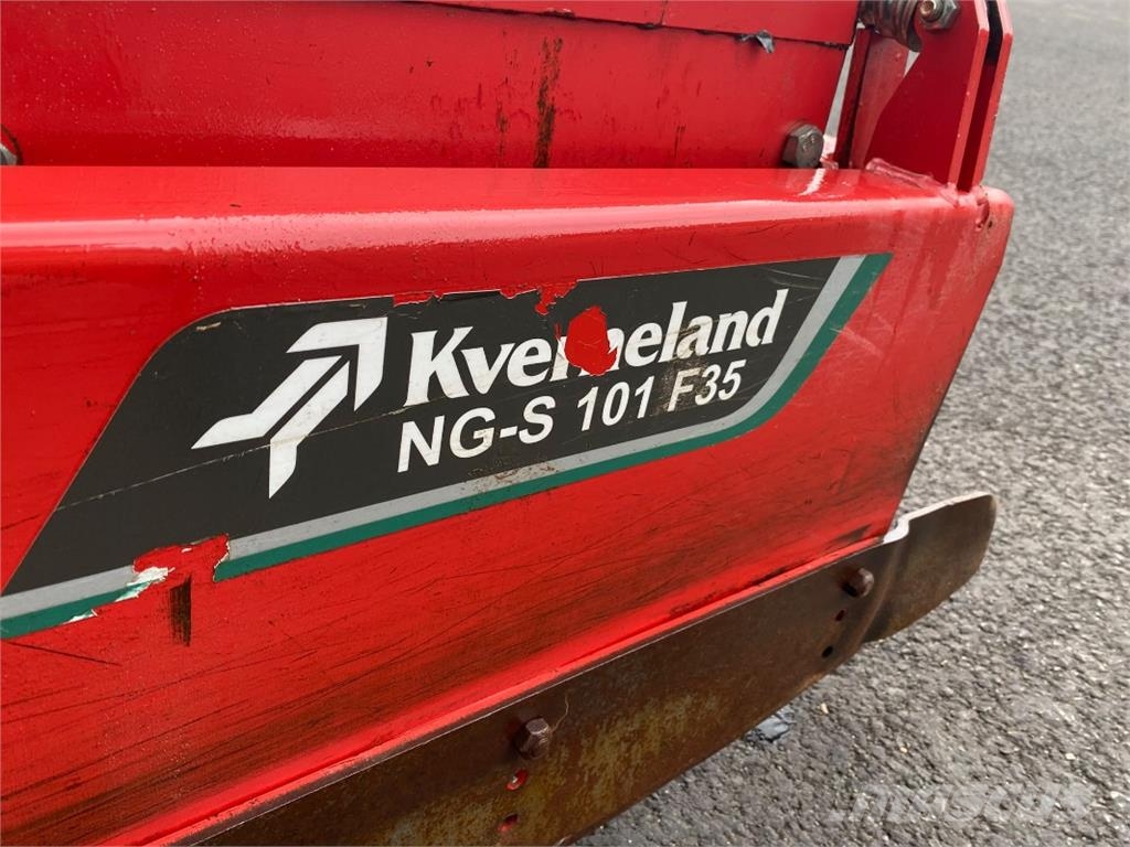 Kverneland NG-S 101 F35 *6 mtr.* Sonstige Landmaschinen