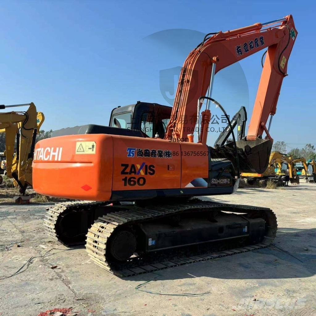 Hitachi ZX 160 Kāpurķēžu ekskavatori