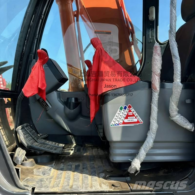 Hitachi ZX 160 Kāpurķēžu ekskavatori