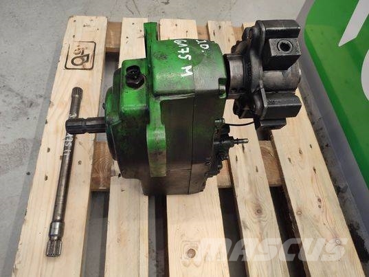 John Deere 6175M (CE31768) front WOM Transmisijos