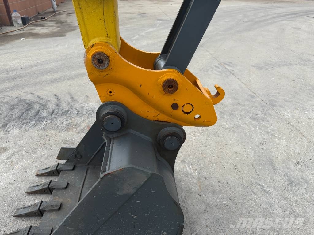 Wacker Neuson 6003 소형 굴삭기 7톤 미만