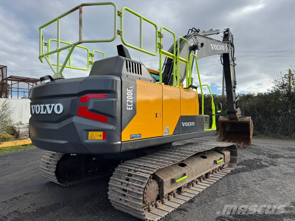 Volvo EC 200 E Bageri gusjeničari
