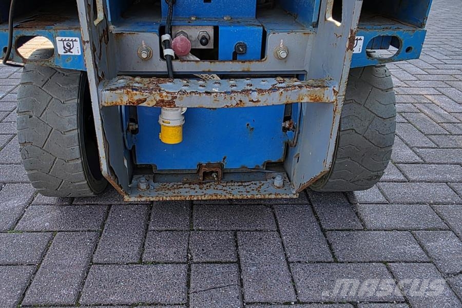 Genie GS2632 Electric, 10m Working Height, 227kg Capacit Mini incarcator