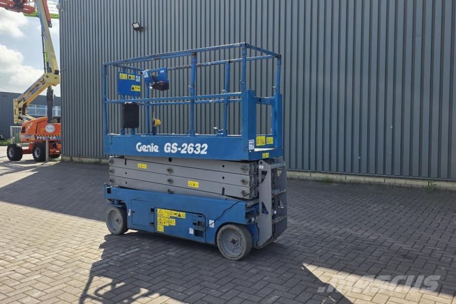 Genie GS2632 Electric, 10m Working Height, 227kg Capacit Mini incarcator