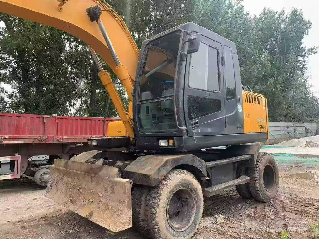 Hyundai 150W-7 Gravemaskiner på hjul