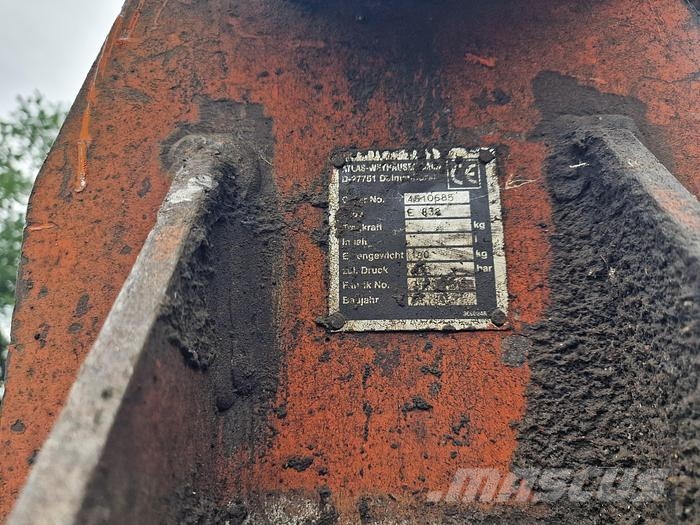Terex FUCHS MHL 360 Bageri za prenos primarnih/sekundarnih sirovina