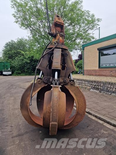 Terex FUCHS MHL 360 Bageri za prenos primarnih/sekundarnih sirovina