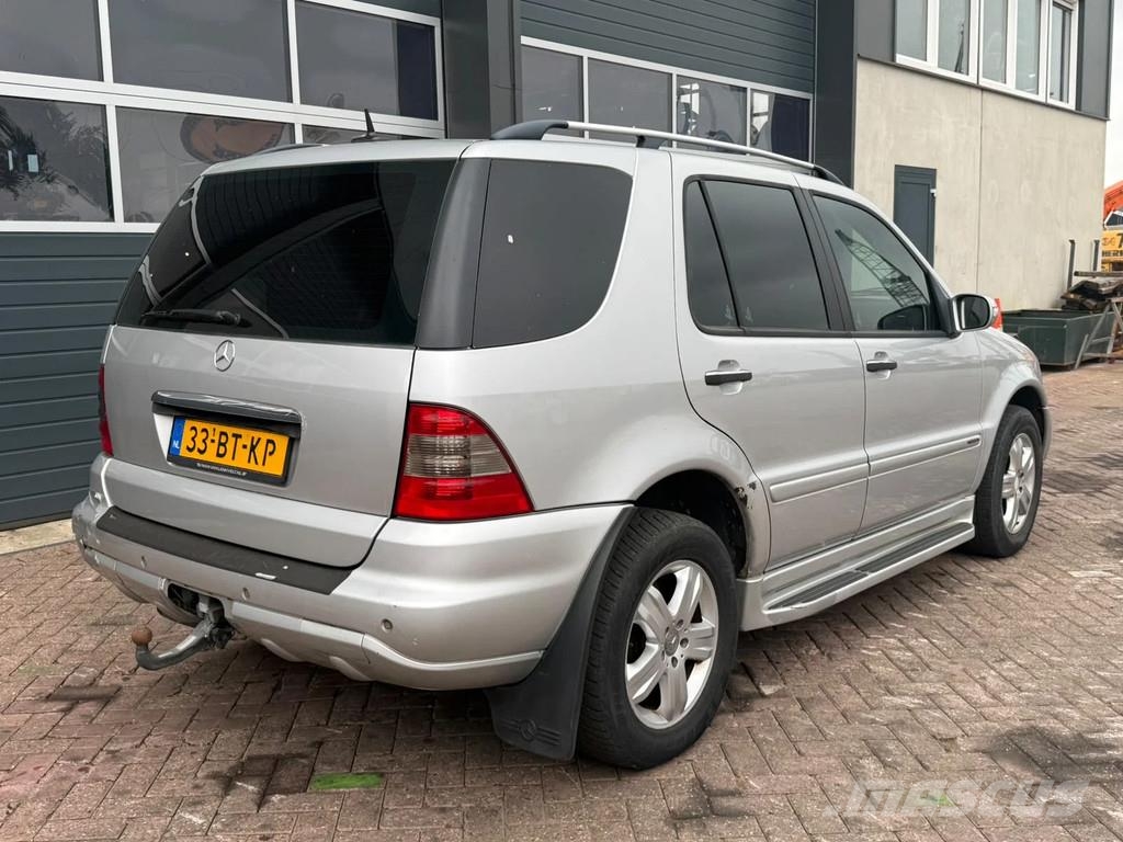 Mercedes-Benz M-Klasse ML 163 ML 270 CDI Voiture