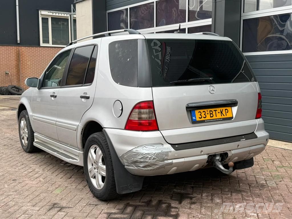Mercedes-Benz M-Klasse ML 163 ML 270 CDI Voiture
