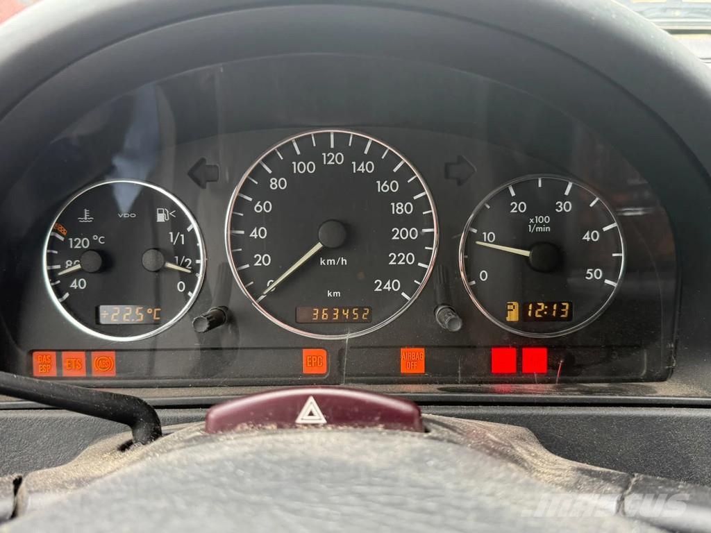 Mercedes-Benz M-Klasse ML 163 ML 270 CDI Voiture