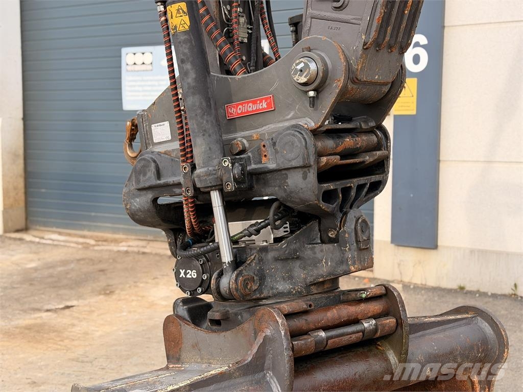 Volvo ECR235EL 3D + EC-oil Roomikekskavaatorid