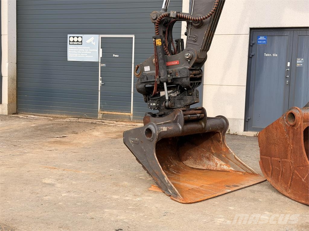 Volvo ECR235EL 3D + EC-oil Roomikekskavaatorid