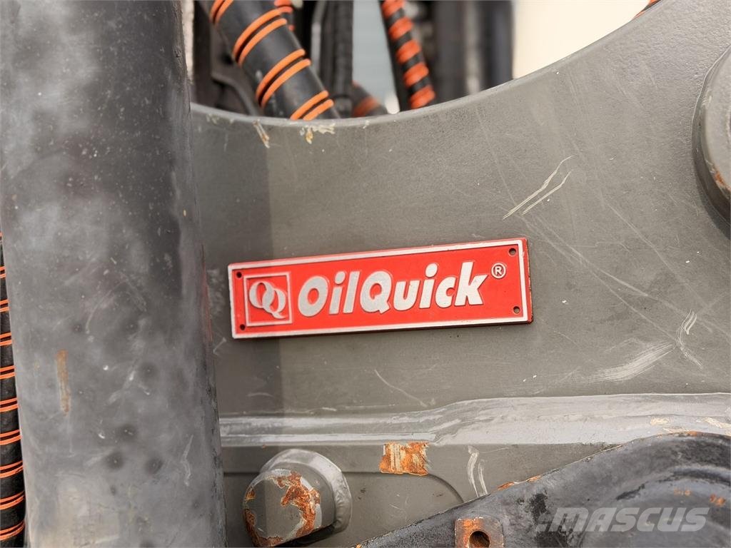 Volvo ECR235EL 3D + EC-oil Roomikekskavaatorid