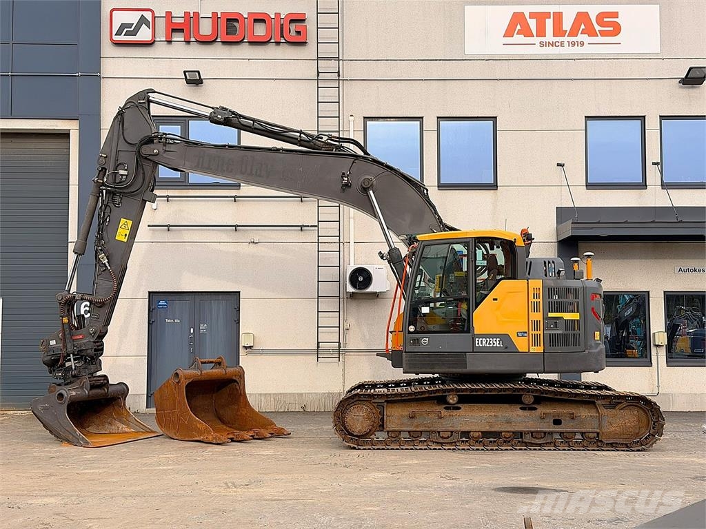 Volvo ECR235EL 3D + EC-oil Roomikekskavaatorid