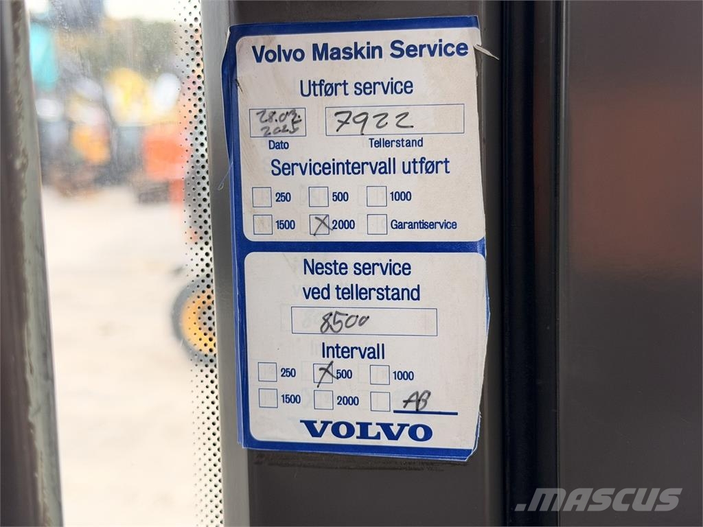 Volvo ECR235EL 3D + EC-oil Roomikekskavaatorid