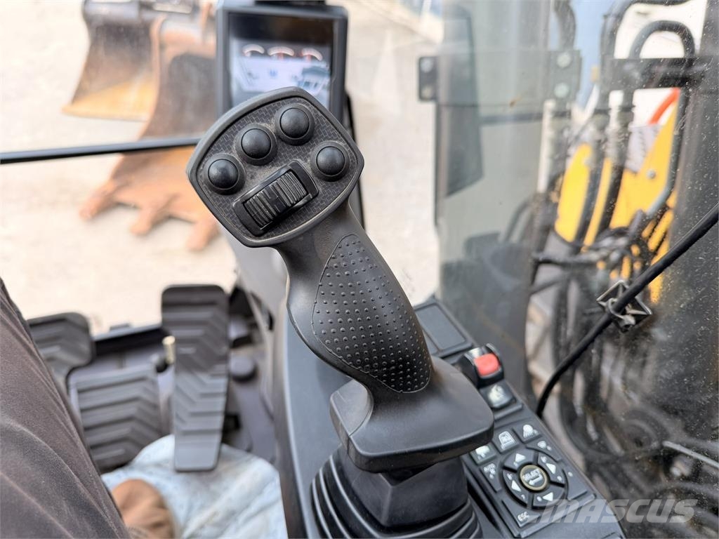 Volvo ECR235EL 3D + EC-oil Roomikekskavaatorid