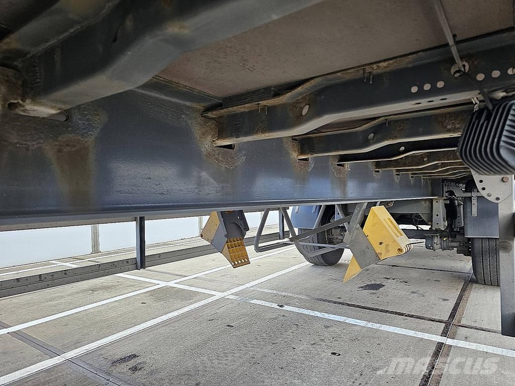  weka 2 AXLE CLOSED BOX STEER AXLE 3T LIFT Noslēgtās piekabes