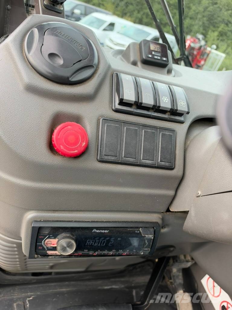 Manitou MRT 2550P+  Privilege Plus Teleskopski viličarji