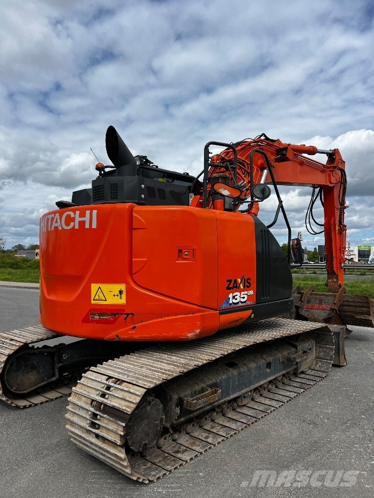 Hitachi ZX 135 US-6, 2018, Biard, France - Mascus UK